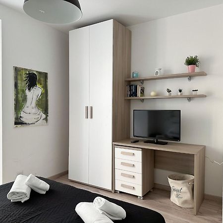 Ca Belverz Center Town Apartment Bellagio Exterior photo
